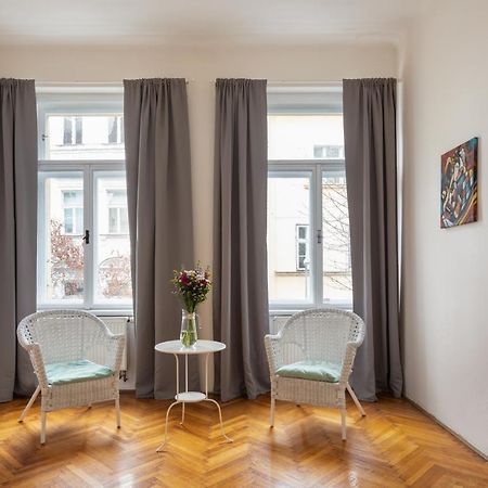 Апартаменти Welcoming Flat In Vinohrady By Prague Days Екстер'єр фото